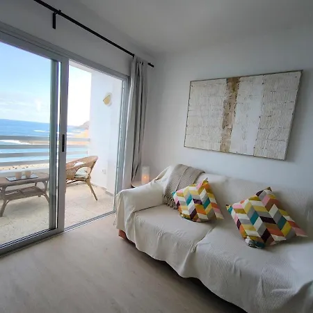 Looking At The Ocean Sunset Apartment *