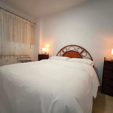 Апартаменты Looking At The Ocean Sunset