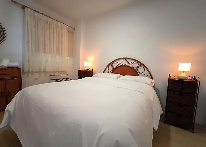 Апартаменты Looking At The Ocean Sunset