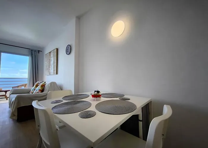 Looking At The Ocean Sunset * Пуэрто-де-ла-Мадера